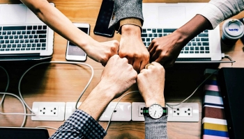 Las mejores prácticas para fomentar el trabajo en equipo y la colaboración en la Organización
